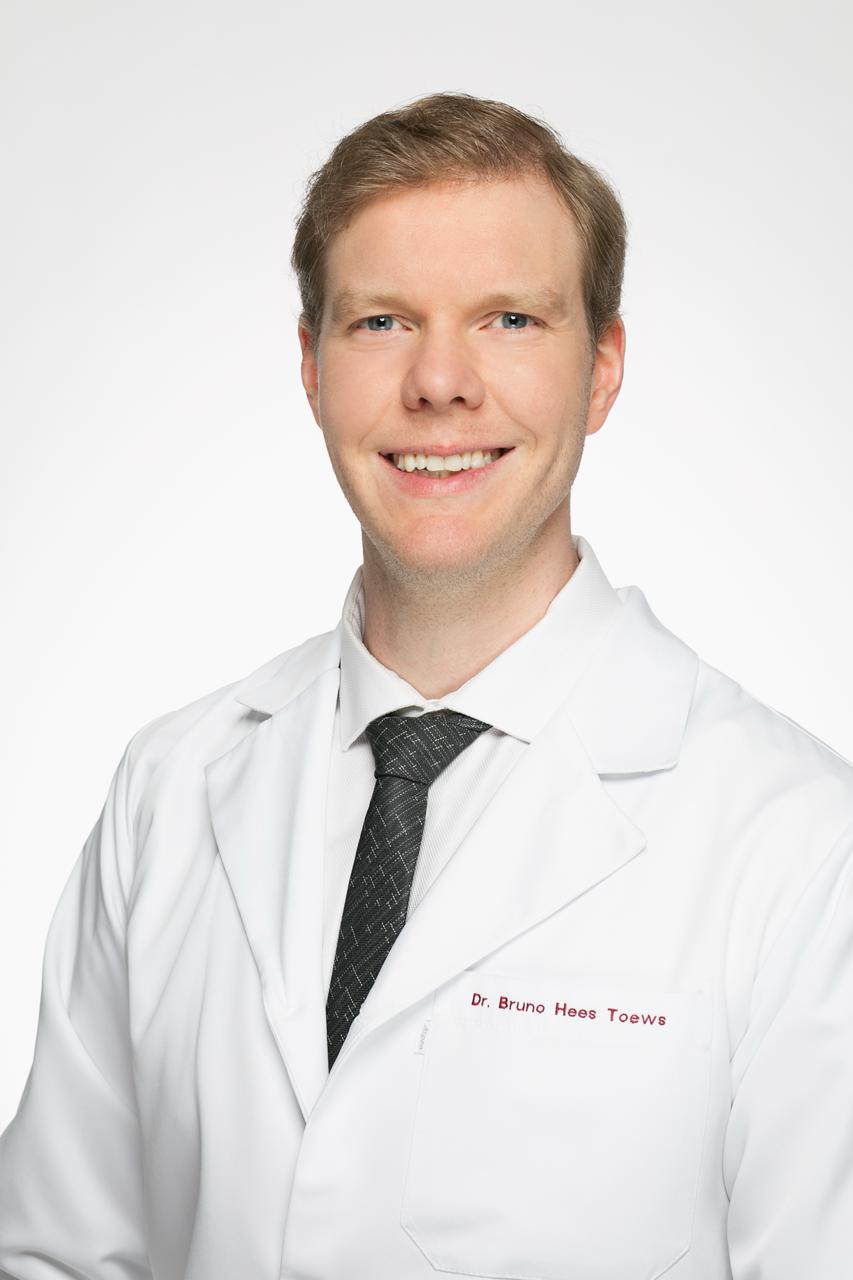 Dr. Bruno Hees Toews - Médico Responsável